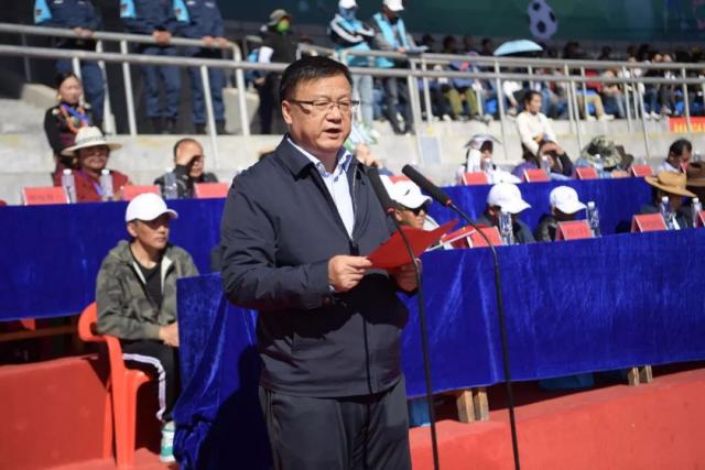 本-西蒙斯：自豪于过去，期待未来的新挑战